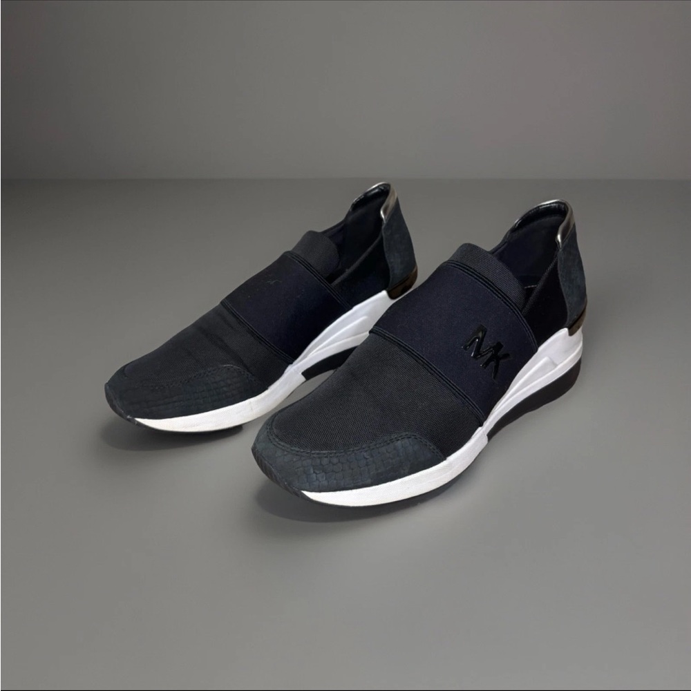 MICHAEL Michael Kors Black and White Elastic Sneakers - Picture 4 of 6